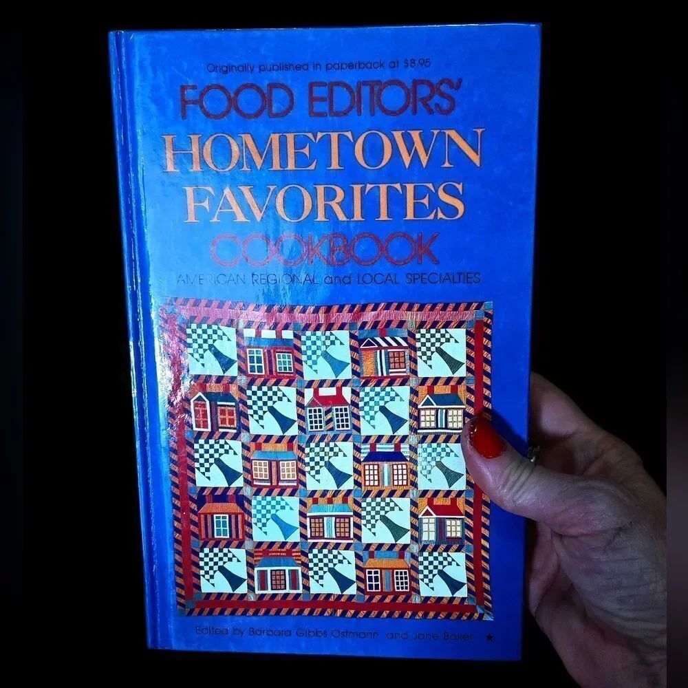 "5/$40" Vintage Food Editors Hometown Favorites Cookbook 1984